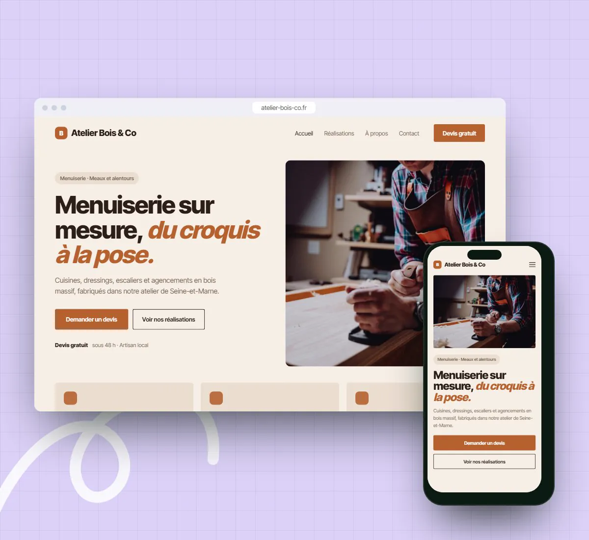Site d’un atelier de menuiserie affiché sur ordinateur et sur téléphone